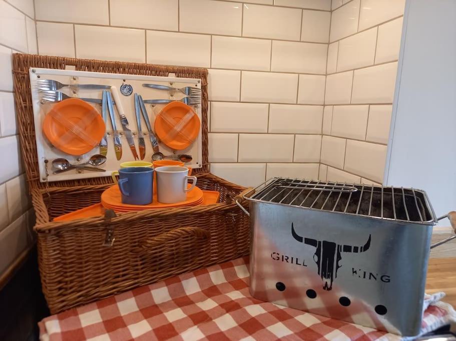 Cosy 2 Bed Cottage Between Snowdonia And The Sea Llandegai Buitenkant foto