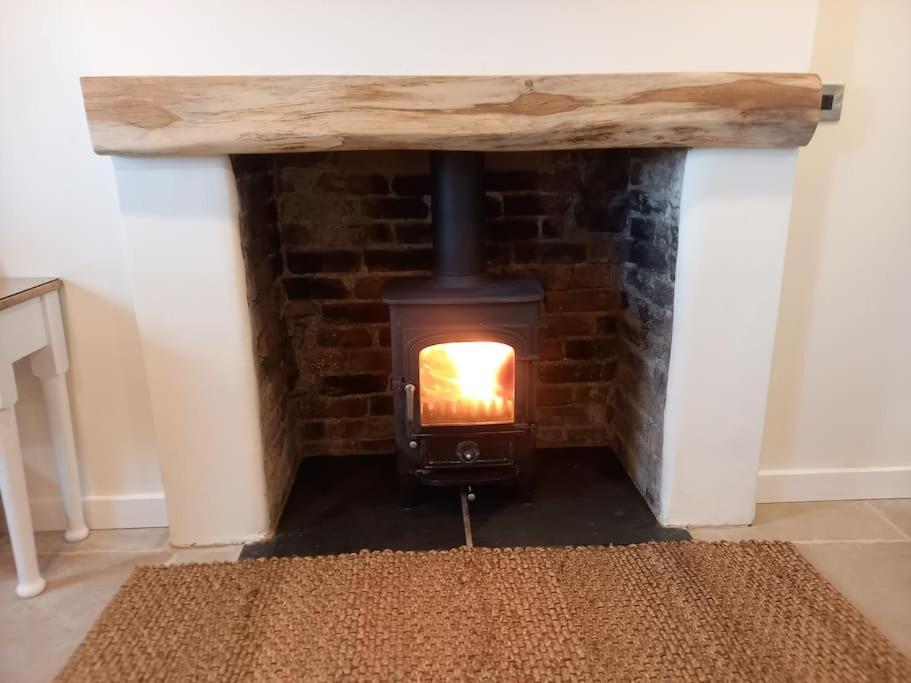 Cosy 2 Bed Cottage Between Snowdonia And The Sea Llandegai Buitenkant foto